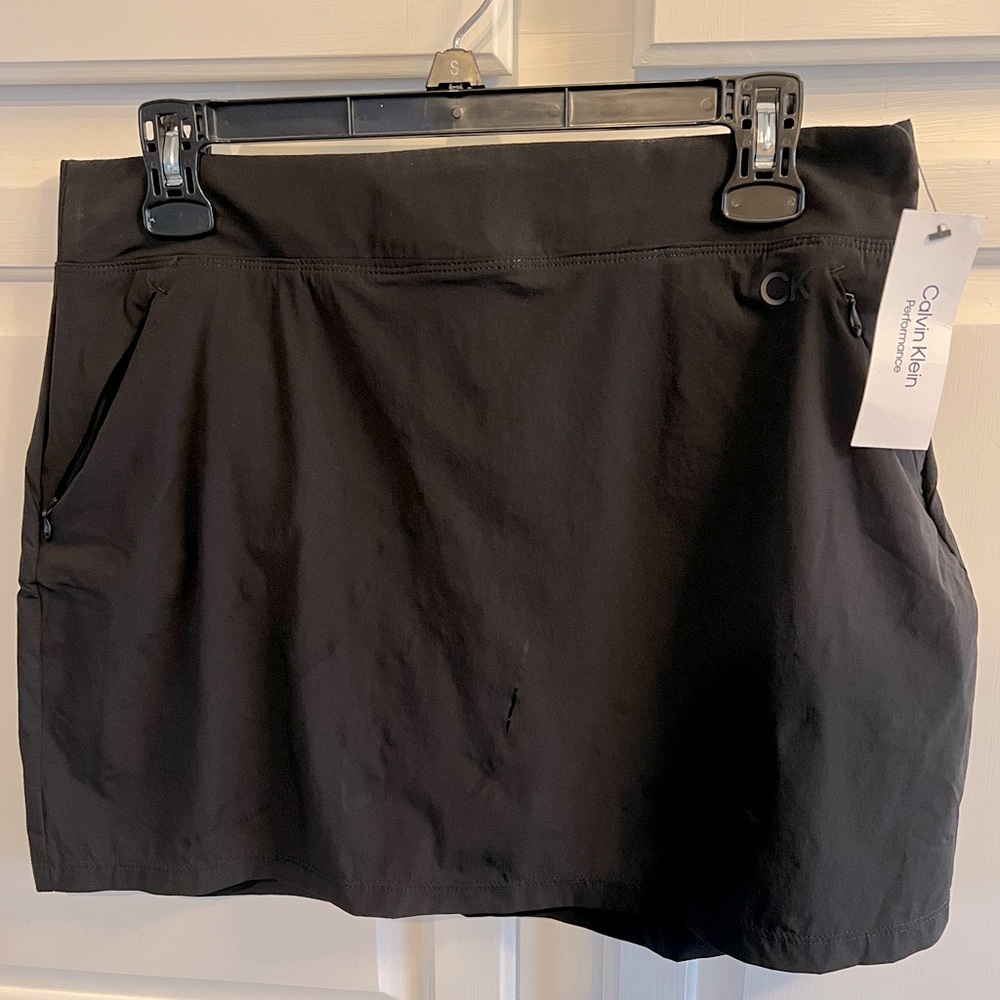 Black Calvin Klein Performance workout skort, size M